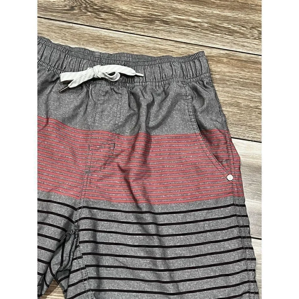 Vuori Men Stripe Kore Short, Size Small
